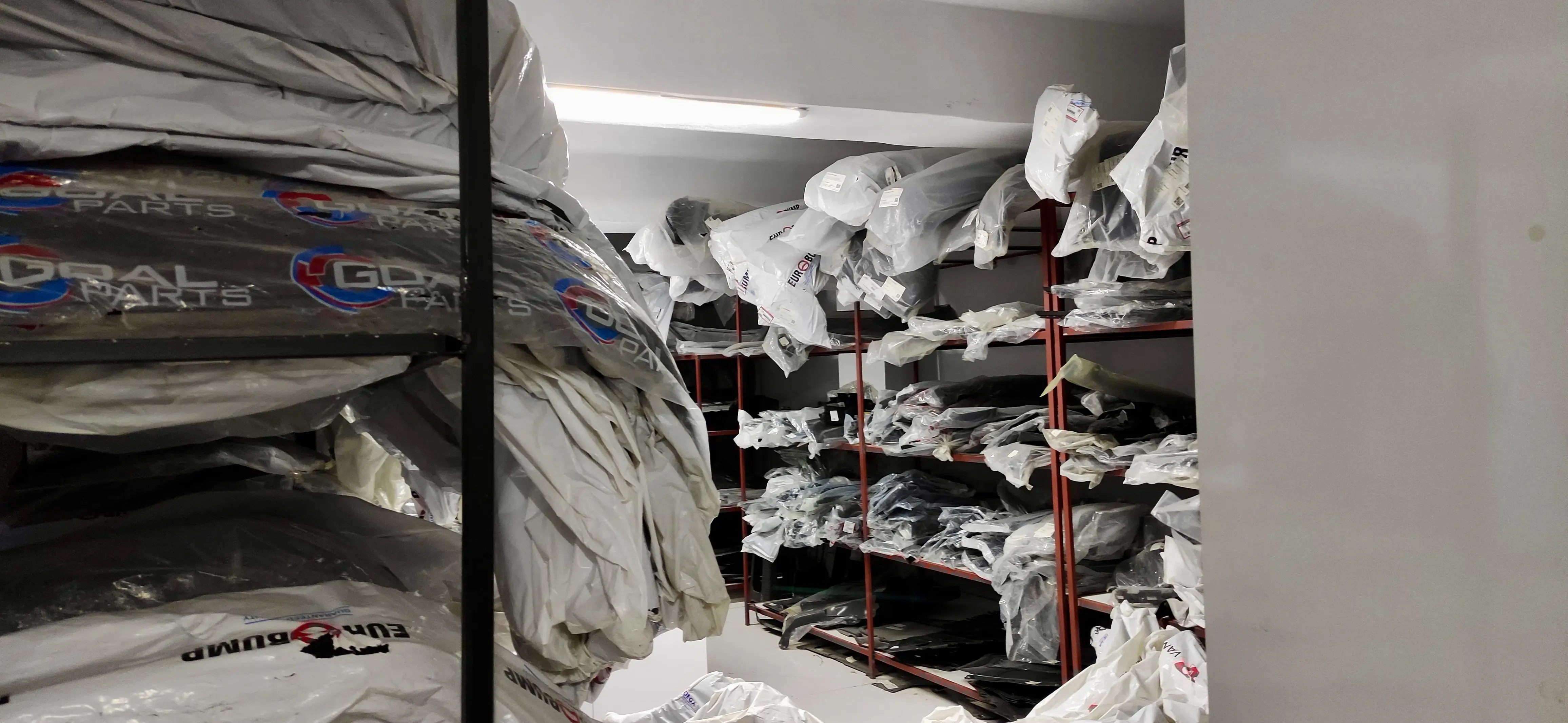 Marland Otomotiv Depo Alanı